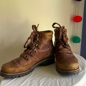 Chaco Women's Fields Waterproof Boot in Honey